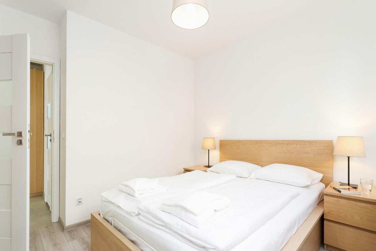 Apartments Claro II By Noclegi Renters Cracovia Esterno foto