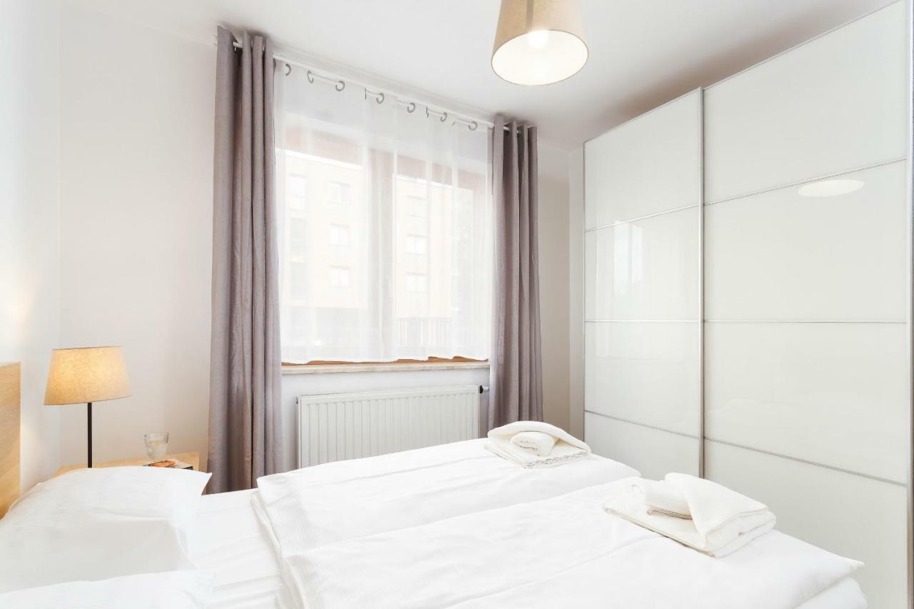 Apartments Claro II By Noclegi Renters Cracovia Esterno foto